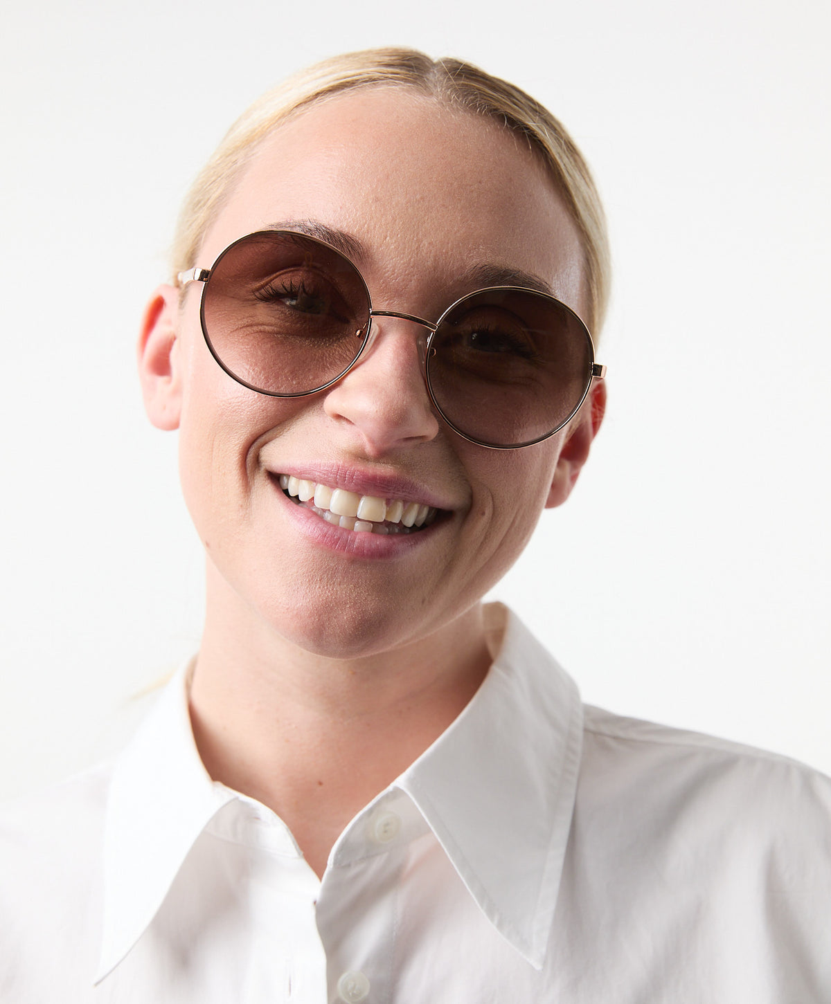 Grace Rose Gold Deep Smoke Progressive Sun Readers