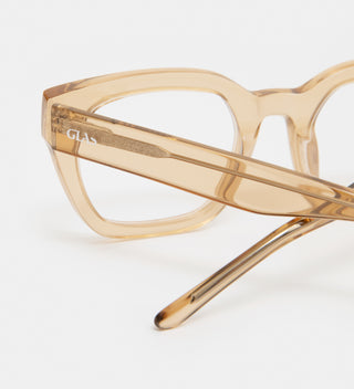 Kiara Caramel Blue Light