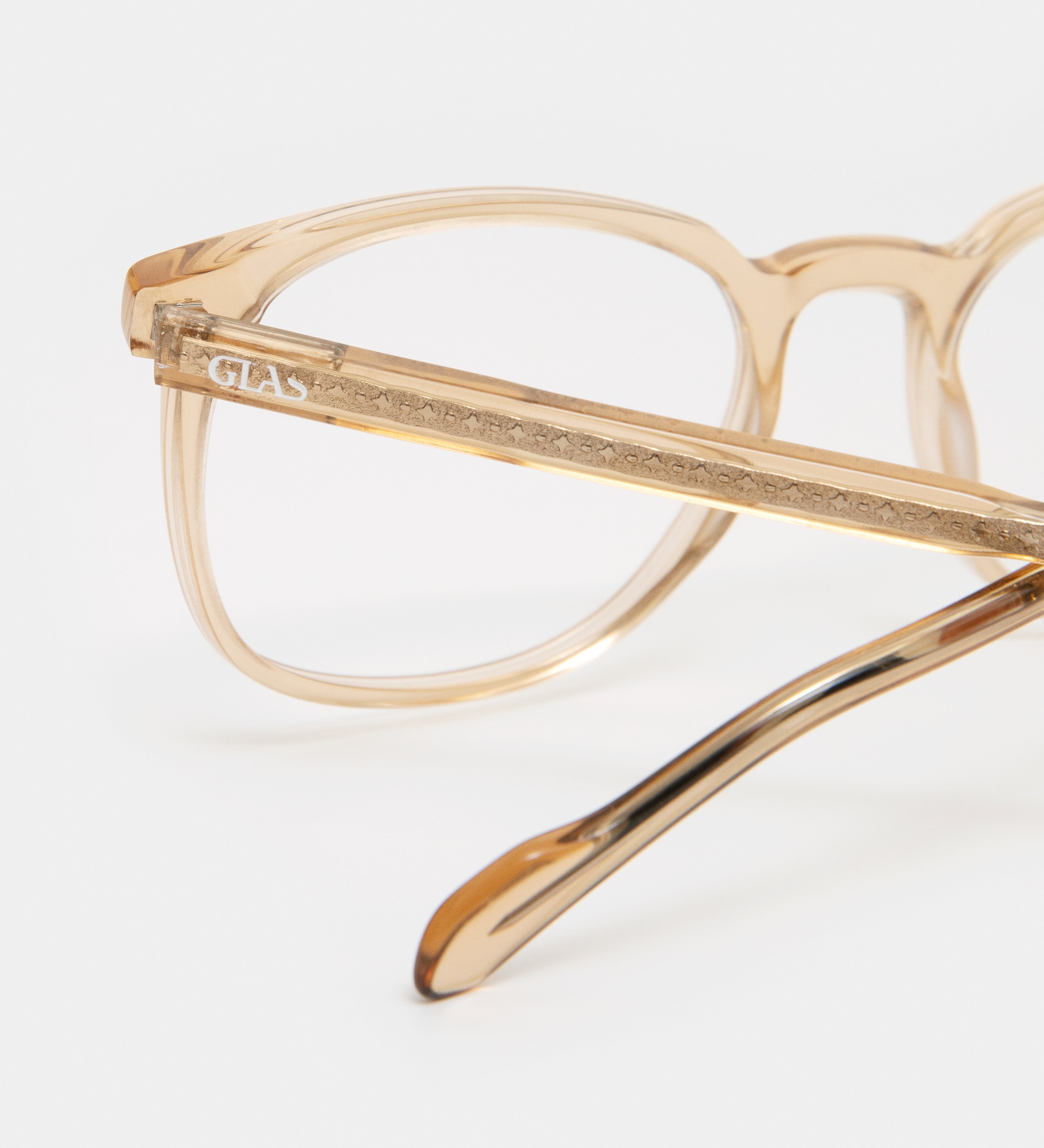 Molly Caramel Blue Light